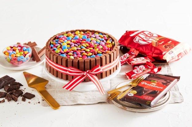 Kitkat Cake Recipe | Nestlé Professional