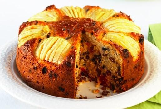 Recipe by Apple and Dried Fruit Cake | DeliRec