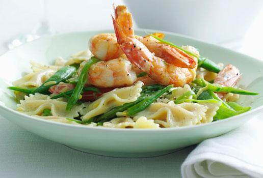 Pasta with Creamy Leek and Prawn Sauce 