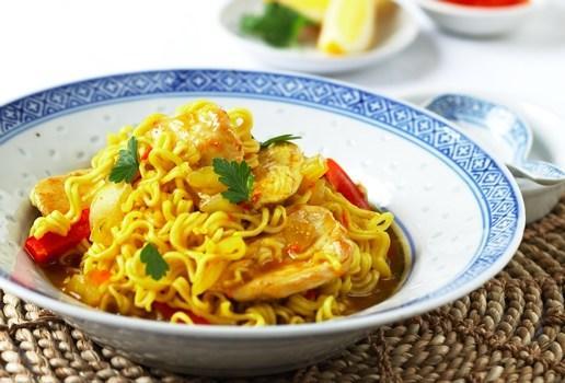 MAGGI Spicy Chicken Noodles